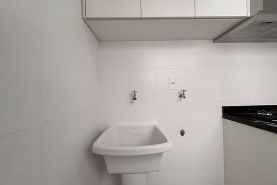 Área de serviço de apartamento à venda com 2 quartos, 53m² em Vila Guiomar, Santo André