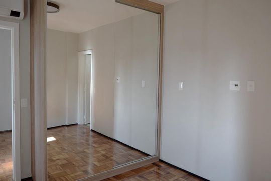 Suíte de apartamento à venda com 1 quarto, 64m² em Pinheiros, São Paulo