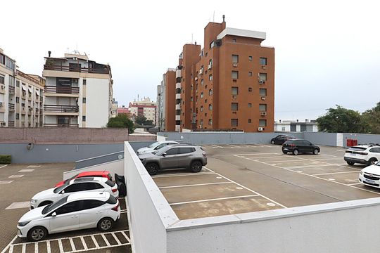 Vista do Quarto de apartamento para alugar com 3 quartos, 66m² em Jardim Lindóia, Porto Alegre