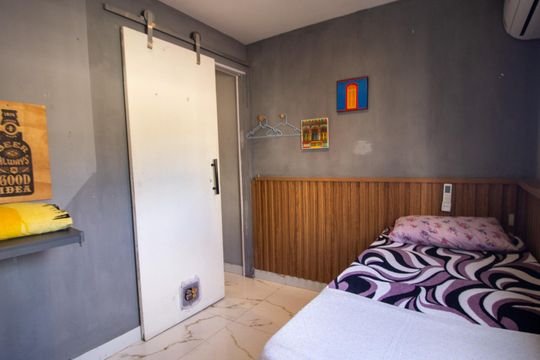 Quarto 2 de apartamento para alugar com 2 quartos, 45m² em Recreio dos Bandeirantes, Rio de Janeiro