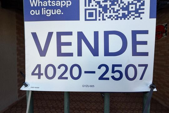 Placa de casa para alugar com 6 quartos, 270m² em Jardim Messina, Jundiaí