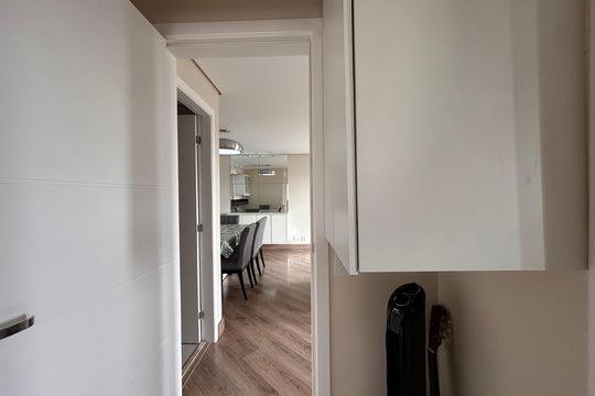 Corredor de apartamento à venda com 2 quartos, 81m² em Vila Amélia, São Paulo