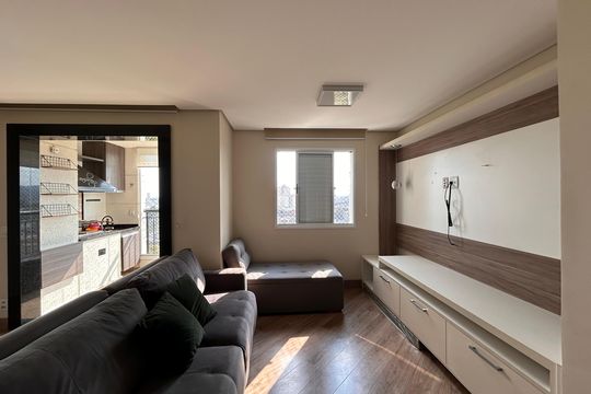 Apartamento à venda com 2 quartos, 81m² em Vila Amélia, São Paulo
