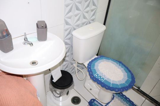 Banheiro de apartamento à venda com 3 quartos, 63m² em Jardim Vila Formosa, São Paulo