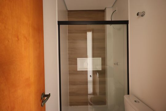 Banheiro Social de apartamento à venda com 2 quartos, 61m² em Vila Guiomar, Santo André