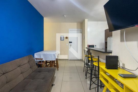 Sala de apartamento para alugar com 2 quartos, 48m² em Cidade Ocian, Praia Grande