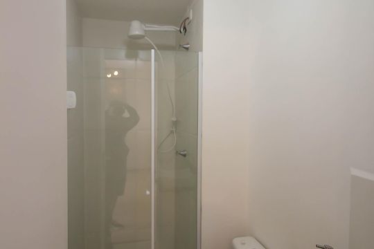 Banheiro de apartamento para alugar com 2 quartos, 33m² em Vila Santa Clara, São Paulo