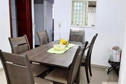 Casa à venda com 3 quartos, 200m² em Dic VI (Conjunto Habitacional Santo Dias Silva), Campinas