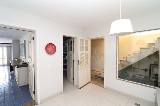 Cozinha de casa à venda com 6 quartos, 707m² em Jardim Guanabara, Rio de Janeiro