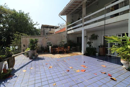 Varanda de casa à venda com 6 quartos, 707m² em Jardim Guanabara, Rio de Janeiro