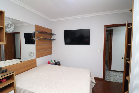 Suíte 3 de apartamento à venda com 5 quartos, 281m² em Jardim Guanabara, Rio de Janeiro