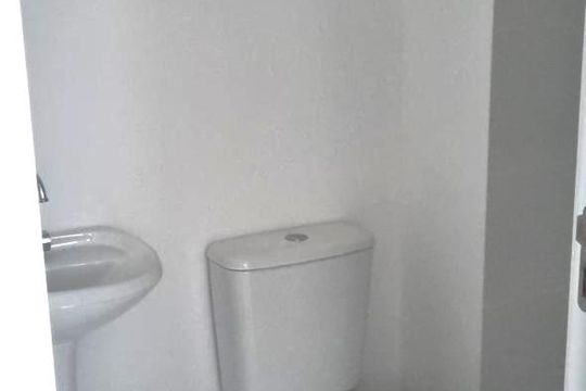 Banheiro de apartamento para alugar com 2 quartos, 9m² em Colônia (zona Leste), São Paulo