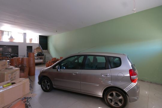 Quintal de casa para alugar com 3 quartos, 350m² em Jardim Guanabara, Belo Horizonte