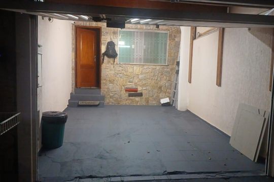 Área externa de casa à venda com 3 quartos, 120m² em Vila Basileia, São Paulo