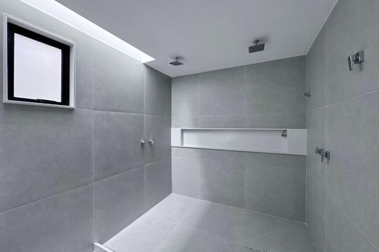 Banheiro da Suíte 1 de casa de condomínio à venda com 5 quartos, 510m² em Barra da Tijuca, Rio de Janeiro