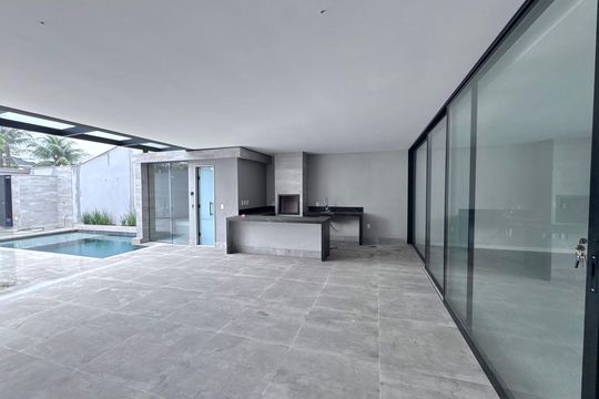 Área Externa de casa de condomínio à venda com 5 quartos, 510m² em Barra da Tijuca, Rio de Janeiro