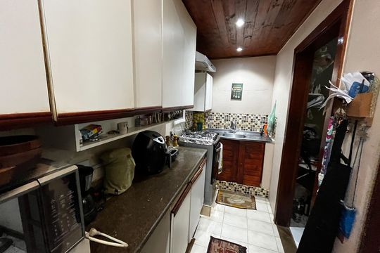Cozinha de apartamento à venda com 4 quartos, 110m² em Jardim Guanabara, Rio de Janeiro