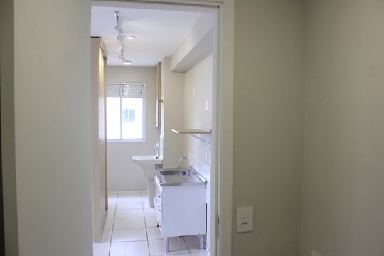 Banheiro  de apartamento para alugar com 2 quartos, 36m² em Vila Ester (zona Norte), Guarulhos