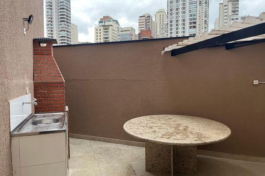 Quintal de casa à venda com 5 quartos, 240m² em Perdizes, São Paulo