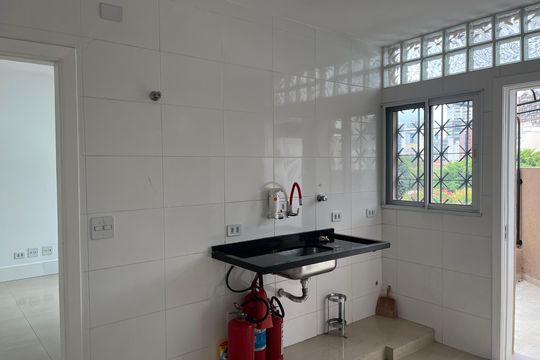 Cozinha de casa à venda com 5 quartos, 240m² em Perdizes, São Paulo