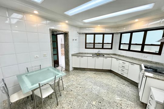 Cozinha de casa à venda com 4 quartos, 465m² em Jardim Franca, São Paulo