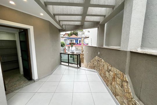Área externa de casa à venda com 4 quartos, 465m² em Jardim Franca, São Paulo