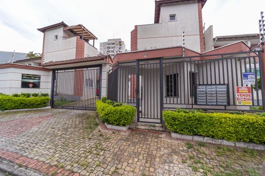 Fachada de casa de condomínio à venda com 4 quartos, 124m² em Parque Boturussu, São Paulo