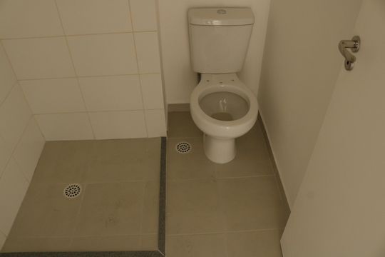 Banheiro de apartamento à venda com 2 quartos, 34m² em Perdizes, São Paulo