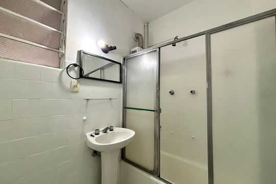 Banheiro Suíte de apartamento para alugar com 1 quarto, 38m² em Copacabana, Rio de Janeiro