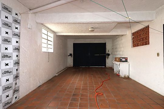 Garagem de casa à venda com 3 quartos, 300m² em Boa Vista, Porto Alegre