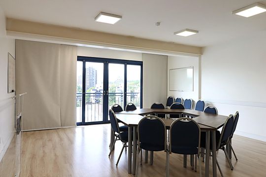 Casa à venda com 3 quartos, 300m² em Boa Vista, Porto Alegre