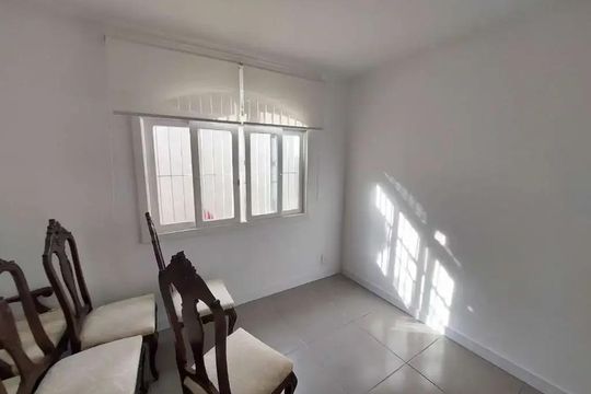 Casa à venda com 3 quartos, 140m² em Ipanema, Porto Alegre