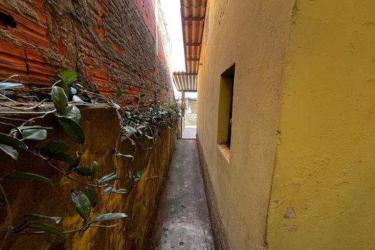 Área externa de casa à venda com 2 quartos, 327m² em Vila Santa Maria, São Paulo