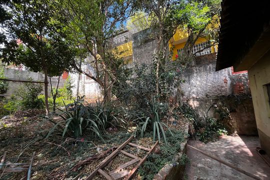 Quintal de casa à venda com 2 quartos, 327m² em Vila Santa Maria, São Paulo