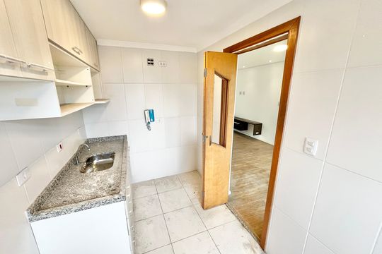 Cozinha e Área de serviço de apartamento para alugar com 2 quartos, 74m² em Lauzane Paulista, São Paulo