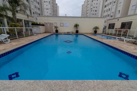 Área comum - Piscina de apartamento para alugar com 2 quartos, 41m² em Humaitá, Porto Alegre