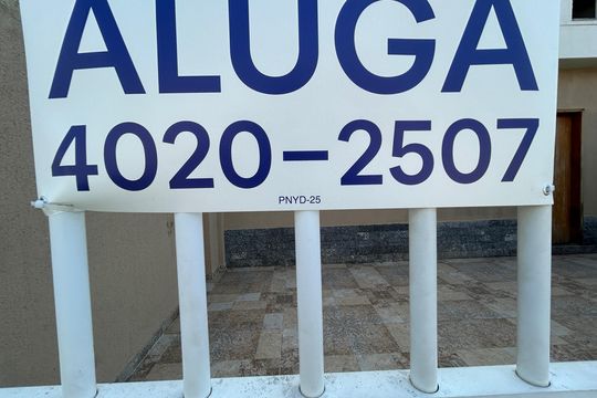 Código de casa para alugar com 3 quartos, 80m² em Bento Ribeiro, Rio de Janeiro