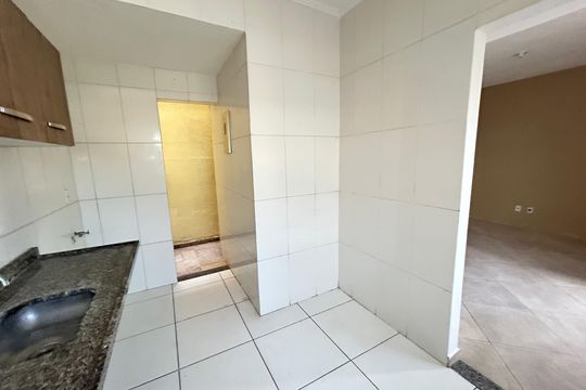 Cozinha de casa para alugar com 3 quartos, 80m² em Bento Ribeiro, Rio de Janeiro