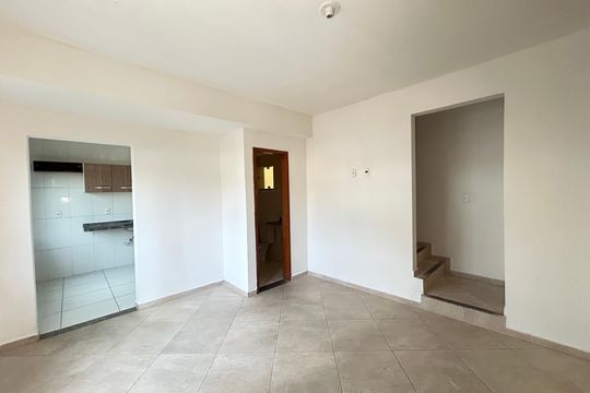 Casa para alugar com 3 quartos, 80m² em Bento Ribeiro, Rio de Janeiro