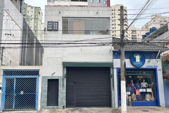 Fachada de casa à venda com 2 quartos, 233m² em Mooca, São Paulo