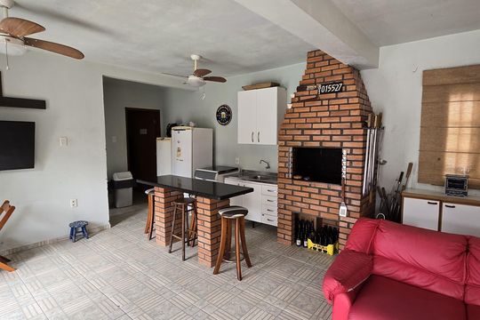 Casa à venda com 3 quartos, 130m² em Tristeza, Porto Alegre