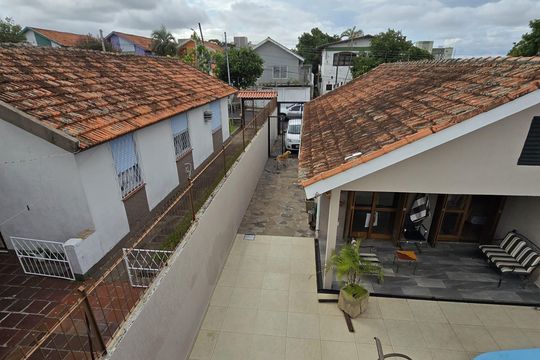 Casa à venda com 3 quartos, 130m² em Tristeza, Porto Alegre