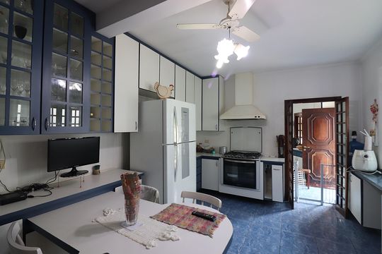 Cozinha de casa à venda com 3 quartos, 177m² em Conjunto Habitacional Trevo, São Bernardo do Campo