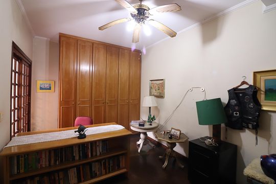 Quarto 1 de casa à venda com 3 quartos, 177m² em Conjunto Habitacional Trevo, São Bernardo do Campo
