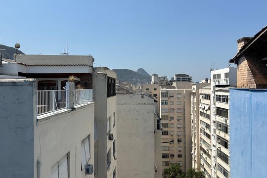 Área comum de apartamento à venda com 2 quartos, 145m² em Copacabana, Rio de Janeiro