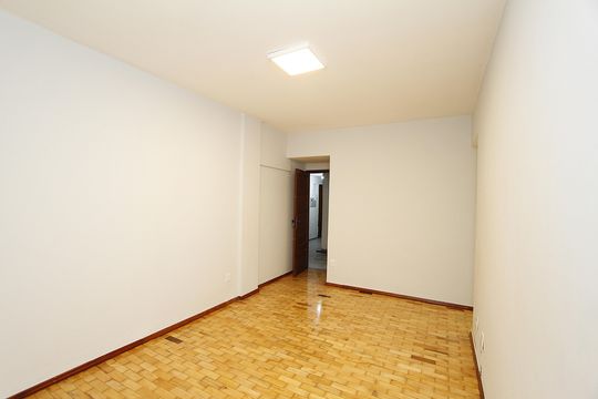 Sala de apartamento para alugar com 3 quartos, 100m² em Prado, Belo Horizonte