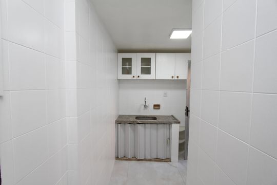 Cozinha de apartamento para alugar com 3 quartos, 100m² em Prado, Belo Horizonte