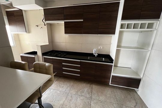 Cozinha de apartamento para alugar com 2 quartos, 60m² em São Pedro, Osasco