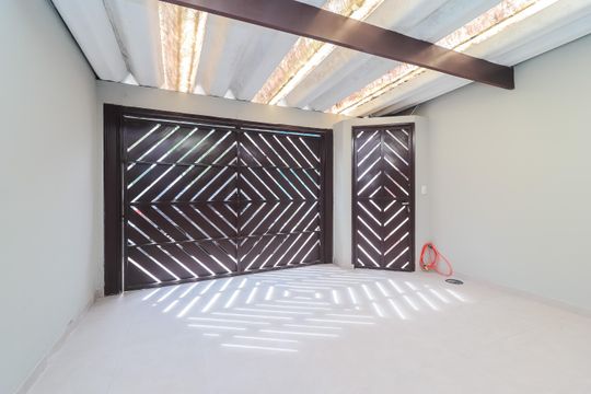 Garagem de casa para alugar com 1 quarto, 117m² em Limoeiro, São Paulo