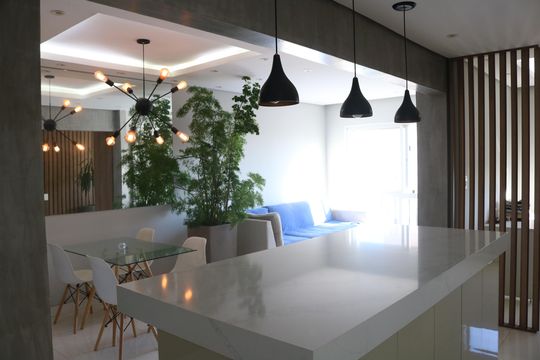 Sala de apartamento à venda com 2 quartos, 90m² em Alto de Pinheiros, São Paulo